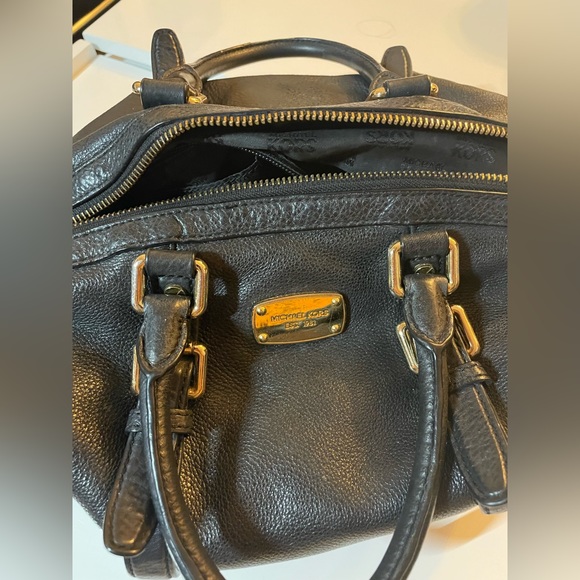 Michael Kors - Picture 3 of 3